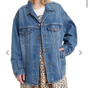 Levi’s Shacket Trucker Jacket